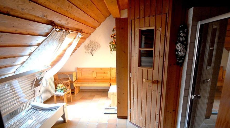 C4 Albmatte-Fewo Sauna, Hallenbad Aussenbecken Massagen Nebenan Menzenschwand Exterior photo