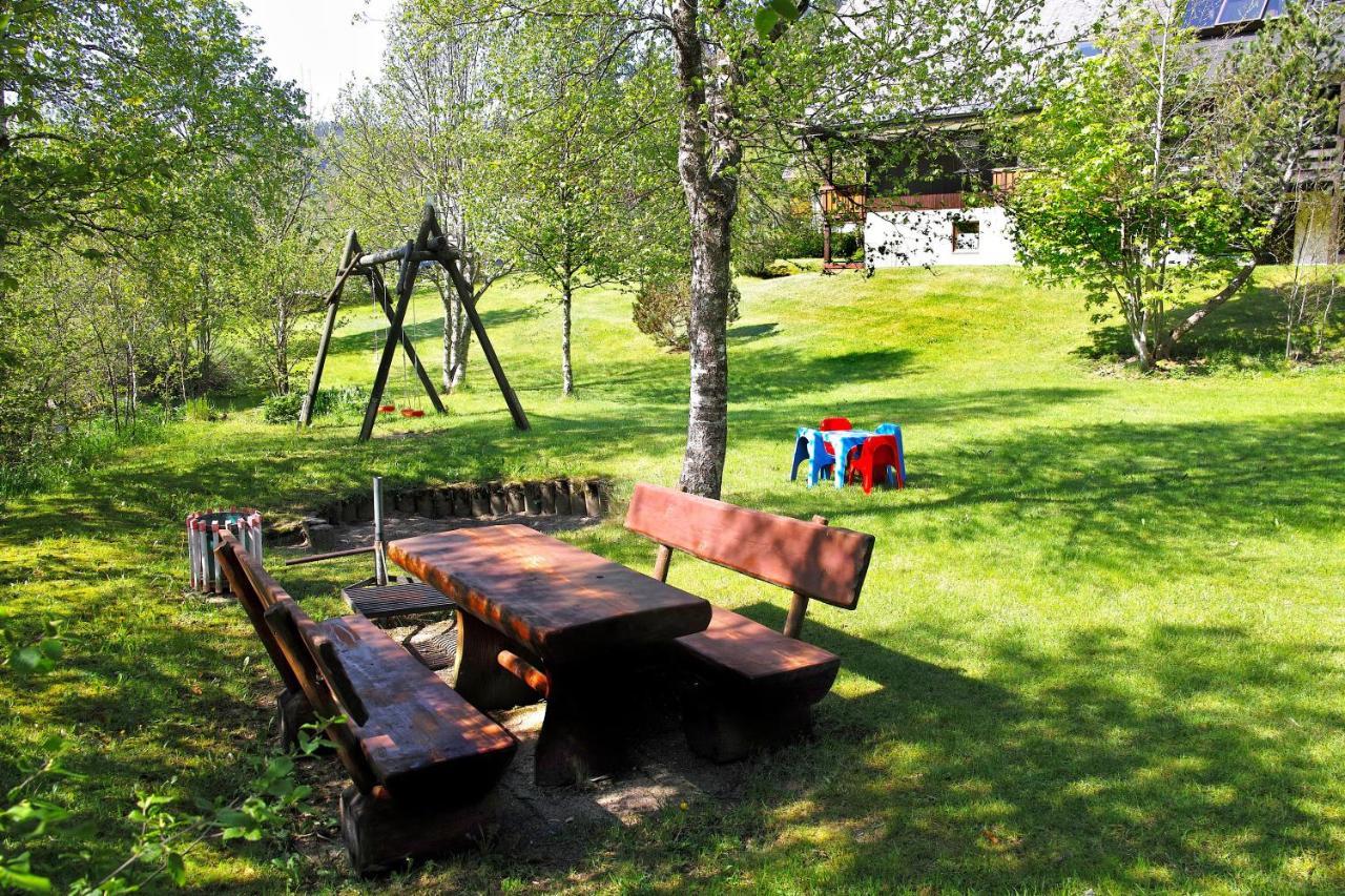 C4 Albmatte-Fewo Sauna, Hallenbad Aussenbecken Massagen Nebenan Menzenschwand Exterior photo